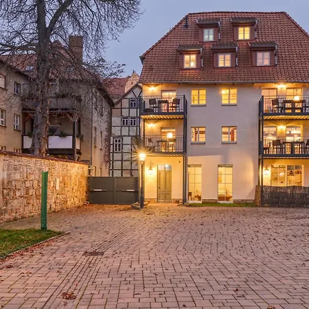 Adelheit I, Apartment